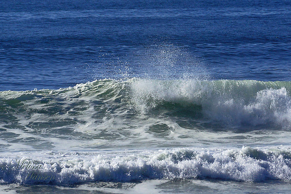 Soft Green Wave