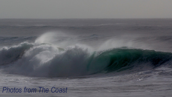 Aquamarine Wave with Fine White Spray